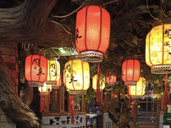 大堂-万里闯关东铁锅炖菜馆(高新旗舰店)