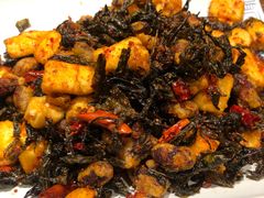 普洱茶炒包浆豆腐-云海肴·汽锅鸡·云南菜(美罗城店)