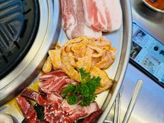 -哈哈碳都·牛肋条无限自助烤肉(宝龙店)