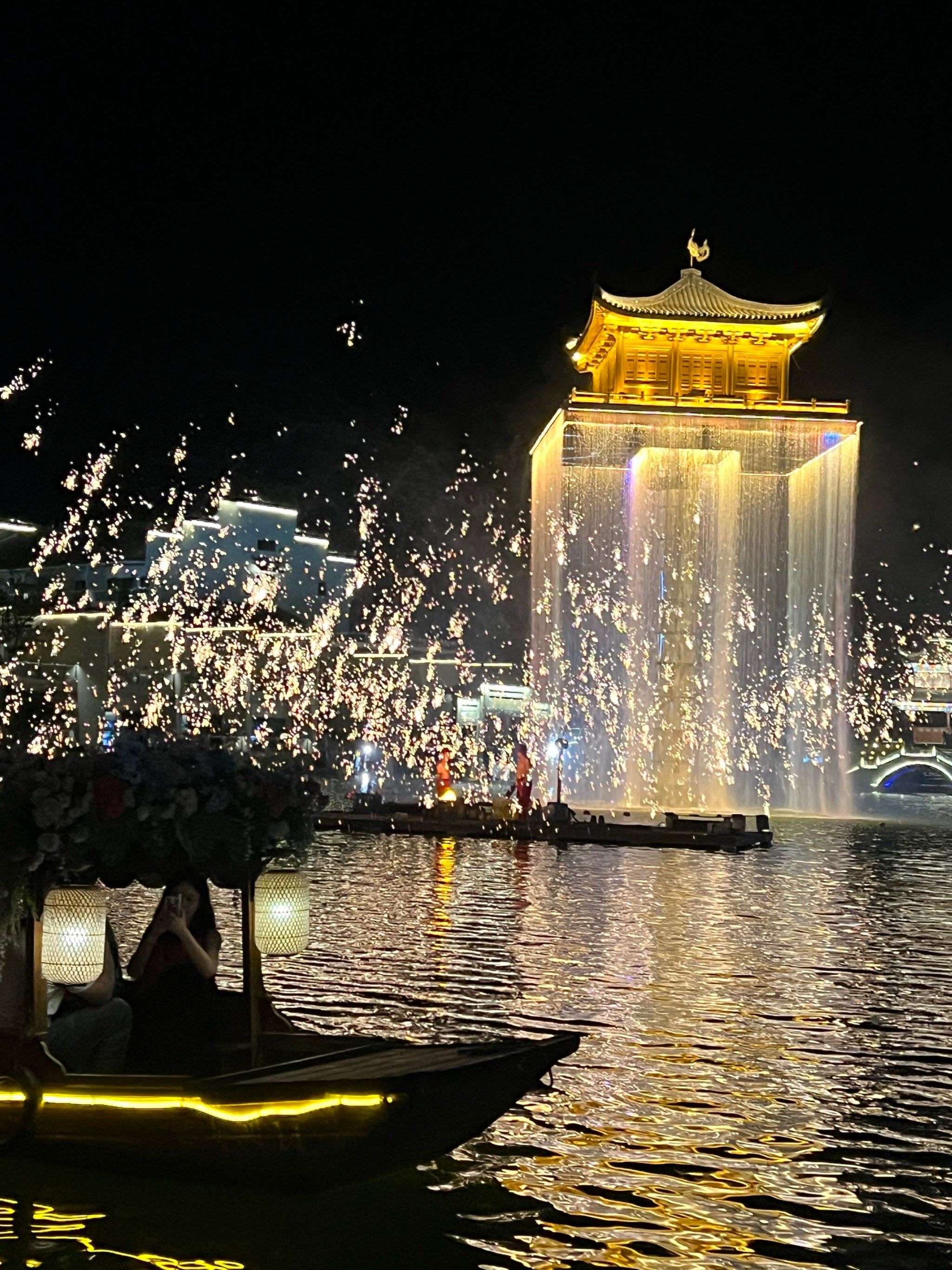 秋天来婺源过个秋之婺女洲绝美夜景
