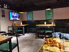 大堂-腰子哥烤串(石佛营炫特店)