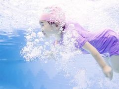 -龙格亲子游泳俱乐部(泊富中心)