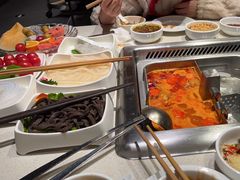 -海底捞火锅鲜切牛肉主题店(长寿路店)