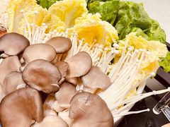 素菜拼盘-红鼎豆捞·非遗鲍皇汤火锅(宝丰路店)