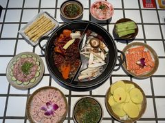 -贰回巷火锅馆(钟楼店)