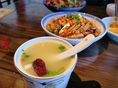 -张氏宽窄巷成都名小吃(华发新天地店)