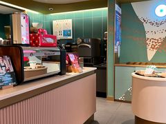 -星巴克臻选(莘庄仲盛店)