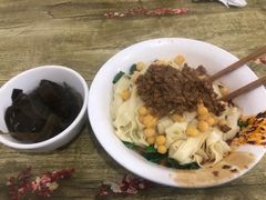 -熊面妈老面馆