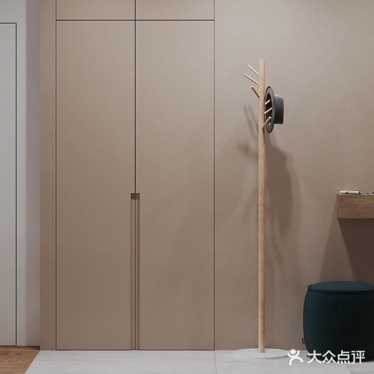 原木＋橙色 简约雅致的感觉