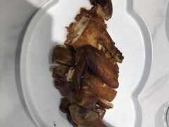 老卤汁鸡-老季市·三代非遗传承·地标美食老汁鸡(工农路店)
