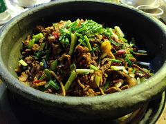 -榕江牛瘪牛肉火锅