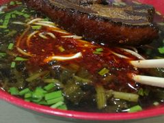 -小龙大肉面馆