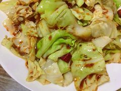 酱爆圆白菜-老七饭馆(光荣道总店)