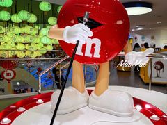 -m豆巧克力世界(上海世茂广场店)