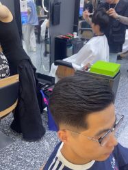 -藤野造型专业烫染接发