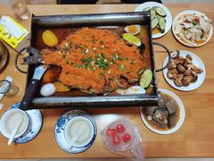 -宏兴烤鱼山庄(宣恩总店)