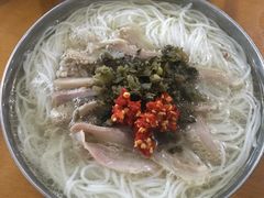 -胡记牛杂粉