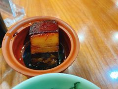 东坡肉-奎元馆.百年奎元.非遗传承(西湖边的解放路店)