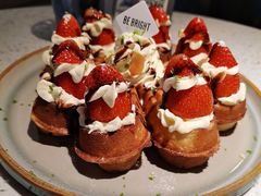 草莓忌廉华夫饼-BE BRIGHT KITCHEN(正佳广场店)