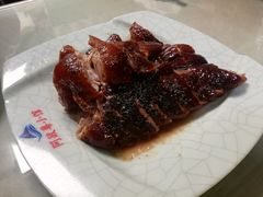 港式秘制烧鸭-阿政粤小馆(中央大街店)