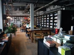 大堂-阅西安新华书店(翠华南路店)