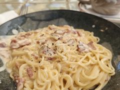 -玛格萝妮比萨屋(四平店)