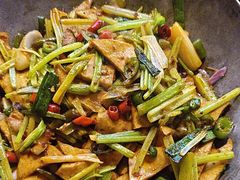 -路边边.炒菜烧烤.音乐餐厅(良乡长虹店)