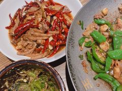 口味鸡爪-费大厨辣椒炒肉(黄兴中心广场店)