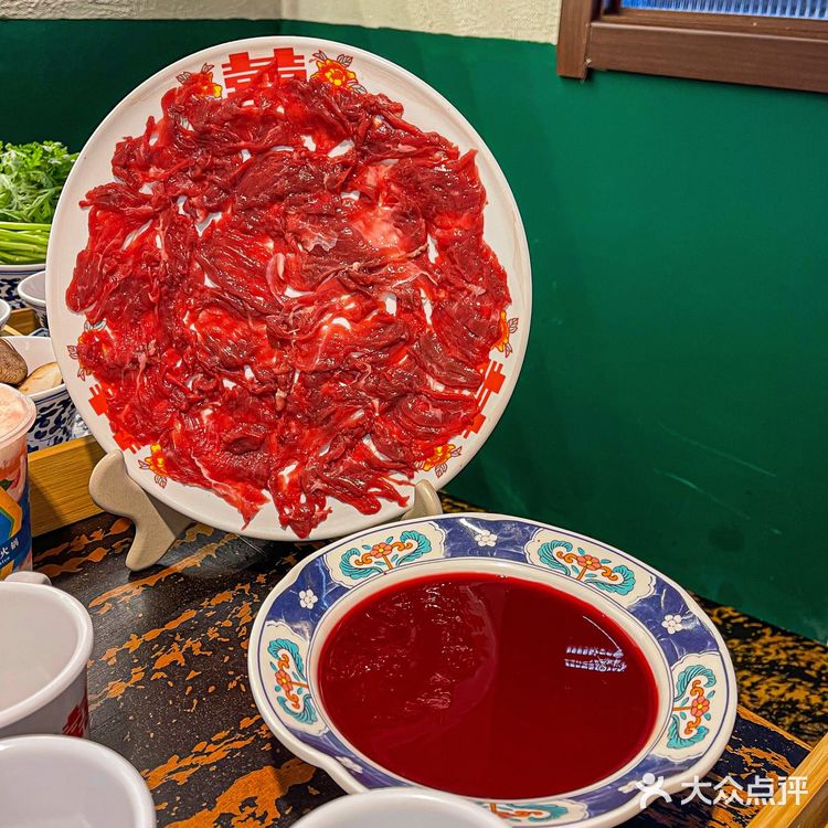 烟台|九宫格盖碗火锅,女生来吃真的会快乐‼️