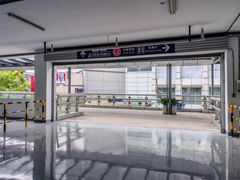 -百联南方购物中心·停车场