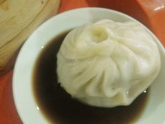 -老西白点心店