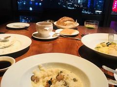 -非常时髦餐厅VUE Restaurant(外滩茂悦大酒店)