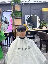 -藤野造型•烫染专业店