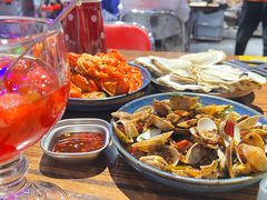 -蚝堡海鲜·威海菜·海肠捞饭·烧烤·亚洲吃蚝公司(幸福门店)