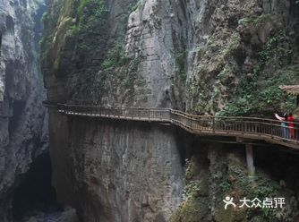 景区山峦起伏，深谷幽静，确实要感叹一下大自然留下奇观
