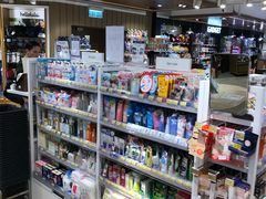 -LOG-ON(海港城店)