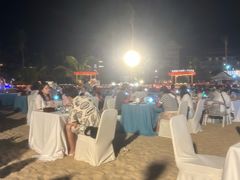 -亚龙湾希尔顿自助餐厅·海鲜·烧烤·沙滩BBQ·现场乐队