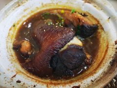 -老码头黑皮肘子锅包肉熏酱水饺(文政街店)