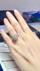 -威德钻石-克拉钻大本营(南京东路店)