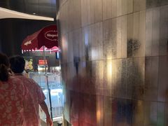 -涨巢·潮玩水疗局