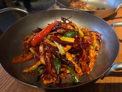宫爆板筋-毛辣果·酸