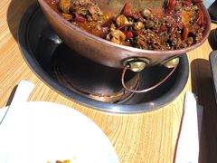 -超越炭火牛蛙火锅鸡(河东店)