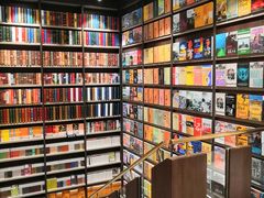 -钟书阁(群光广场店)