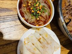 -叶婆婆钵钵鸡(乐山老店)