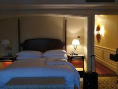 -广州富力丽思卡尔顿酒店