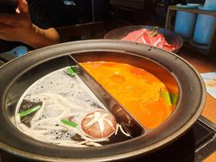 -呷哺呷哺(融创茂店)