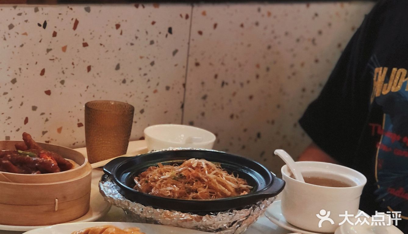 不出魔都，也能吃到地道南洋味的茶冰厅啦[加油]