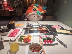 -海底捞火锅鲜切牛肉主题店(长寿路店)