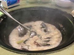 -陈大锅·岳阳鱼馆·地道岳阳菜(美食街店)