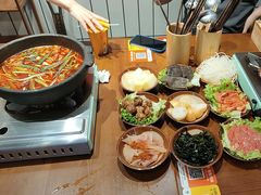 -黔有有贵州酸汤夺夺粉火锅(五味十字店)